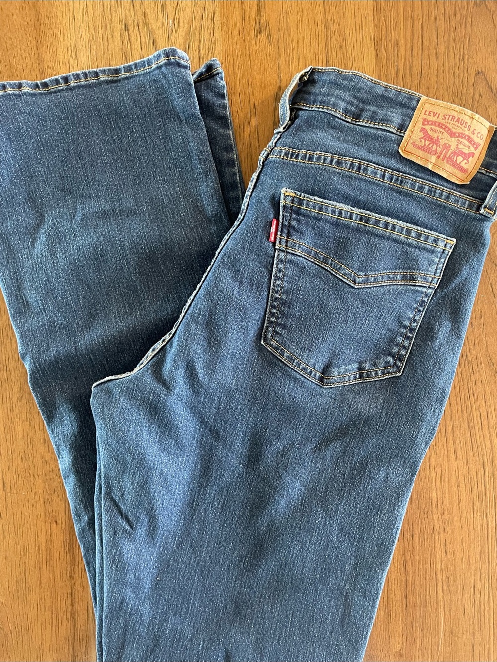 Levi's Women's Dark Blue Bootcut 👖